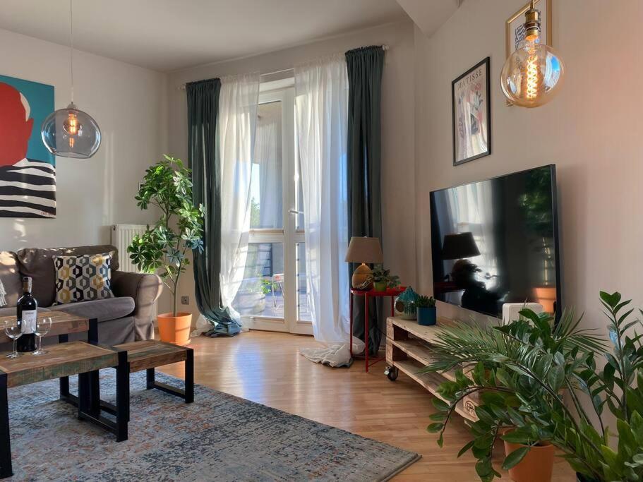 Valley Art House & Parking Bezplatny Podziemny Kielce