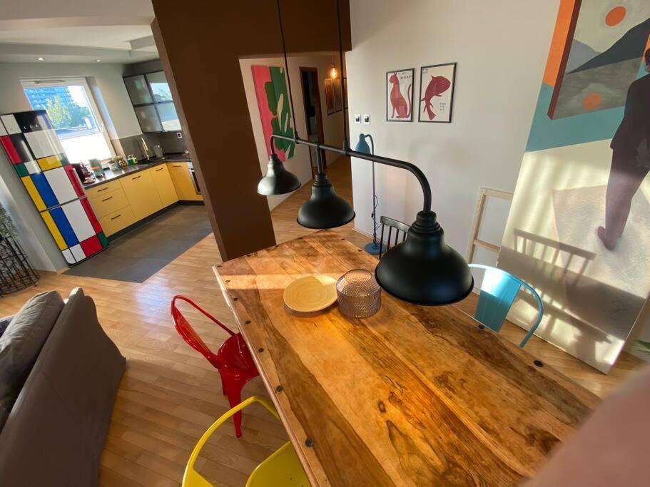 Apartment Valley Art House & Parking Bezplatny Podziemny Kielce