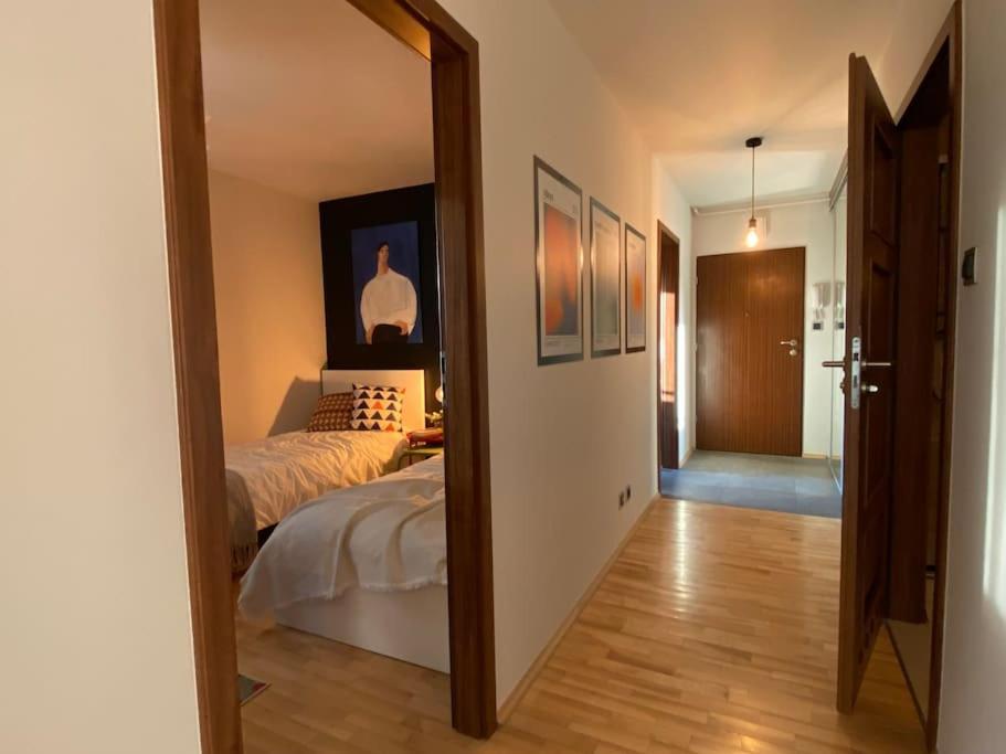Apartament Valley Art House & Parking Bezplatny Podziemny Kielce